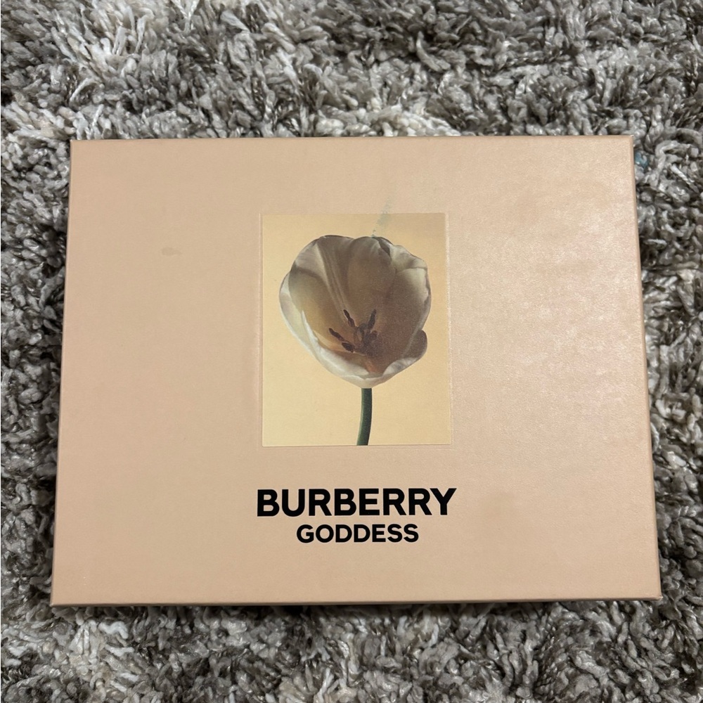 Burberry Goddess Exclusive Gift Box for Perfume & Lotion (Empty)